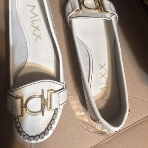 MIXX SHUTZ Shoes 👞